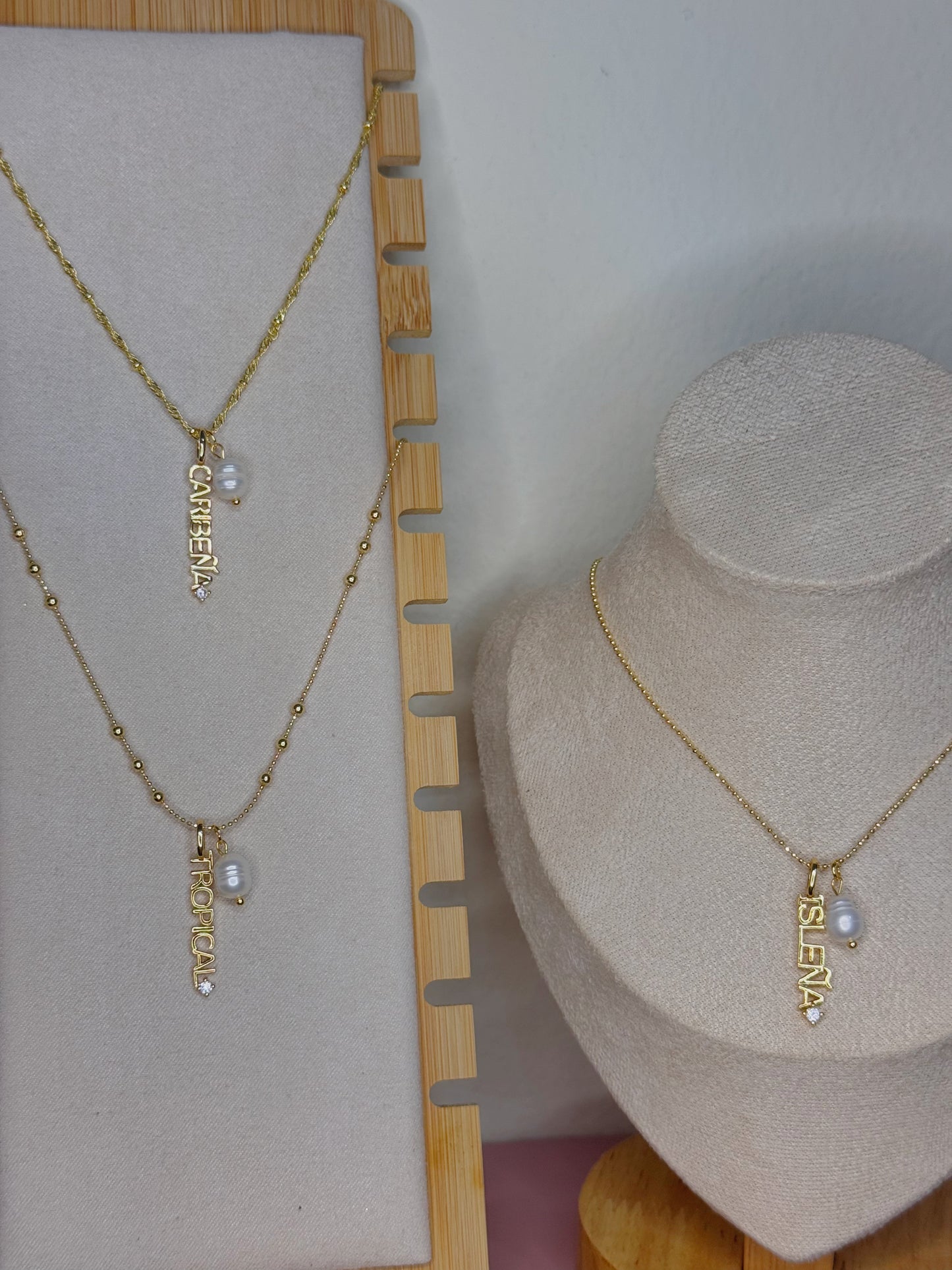 Isleña Necklace
