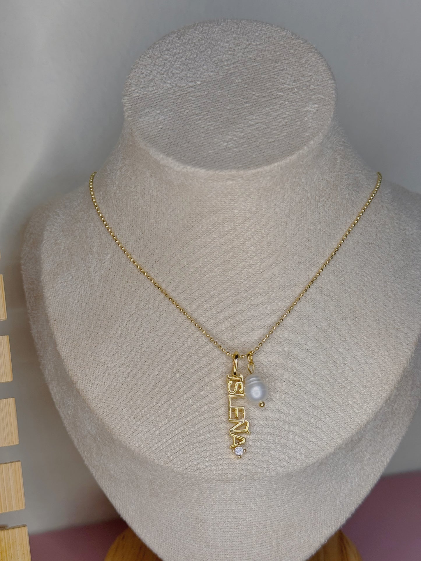 Isleña Necklace