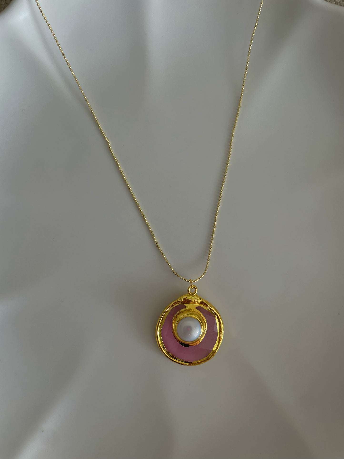 Ojo de gato rosa Necklace