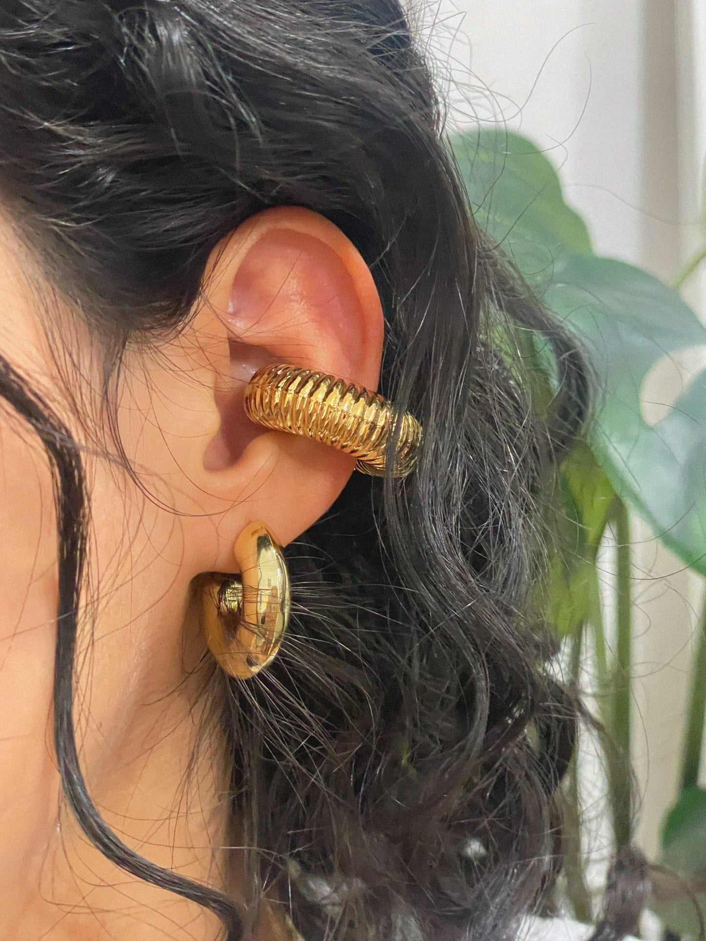 Gold Chunky Earcuff