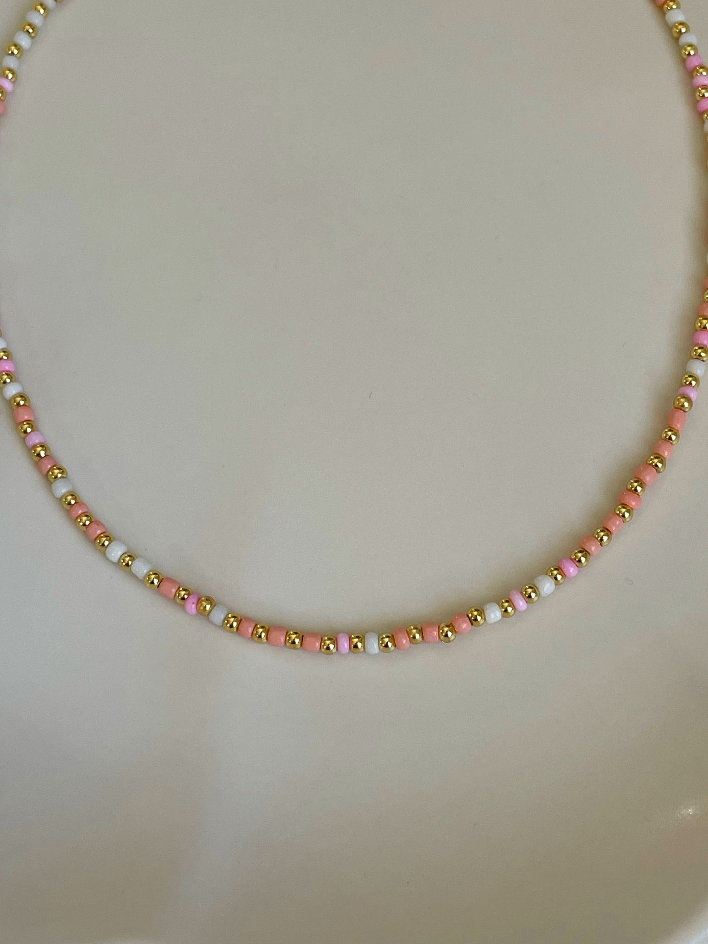 Coral Chocker