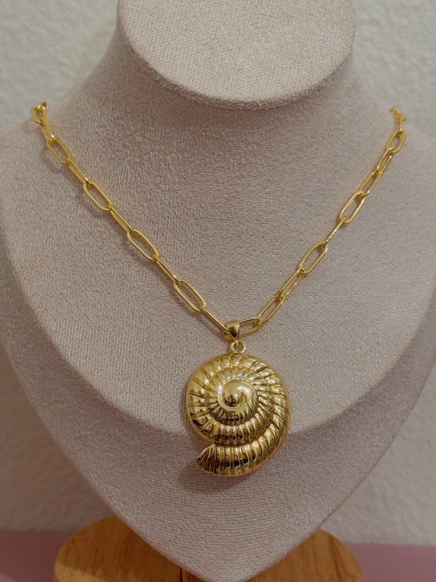 Cari Necklace